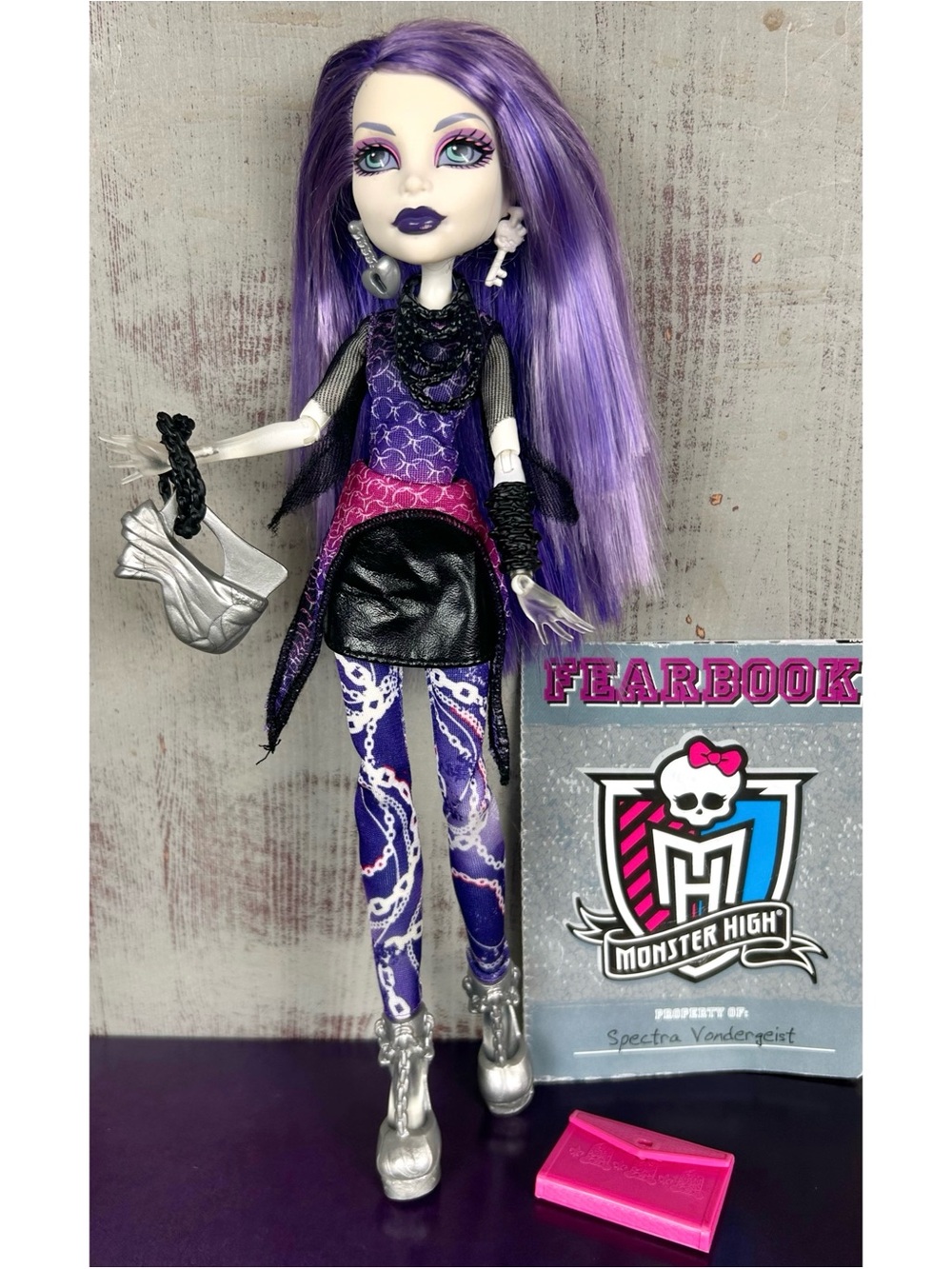 Monster High Spectra Vondergeist Picture Day Doll